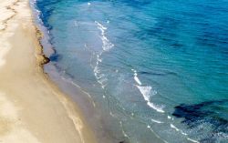 La spiaggia di Sa Marina, la spiaggia rosa di Budoni in Sardegna
