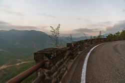 La strade del Passo della Calla, nel tratto che da Corniolo sale verso Campigna