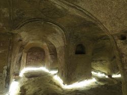 La Tomba segreta di Piagge, ovvero la Grotta Ipogeo - © Santox, GFDL, Wikipedia