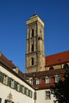 La torre della chiesa gotica Obere Pfarre nella città di Bamberga, Germania. E' celebre per ospitare al suo interno la pala d'altare dell'Assunzione di Maria, opera di Jacopo ...