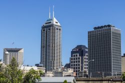La torre Salesforce VII° nella skyline di Indianapolis, Indiana (USA) - © Jonathan Weiss / Shutterstock.com