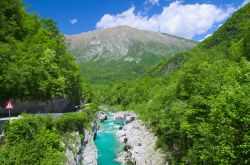 La valle del fiume Soca (Isonzo) vicino a Caporetto in Slovenia.