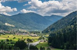 La Valle Rendena nel tratto compreso tra Pinzolo e Caderzone Terme