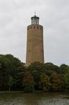 La vecchia torre dell'acqua al parco Maria Hendrik di Ostenda, Belgio - © cad_wizard / Shutterstock.com