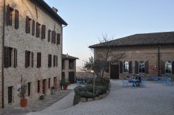 La visita al Castello di Tabiano Terme, Emilia-Romagna - © s74 / Shutterstock.com
