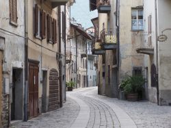 La visita al centro storico di Donnas in Valle d'Aosta