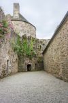 La visita al Chateau de Saint-Saveur-le-Vicomte, celebre castello della Normandia in Francia - © Sue Martin / Shutterstock.com
