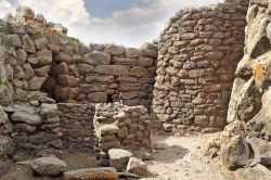 La visita al complesso nuragico di Arrubiu vicino a Orroli in Sardegna