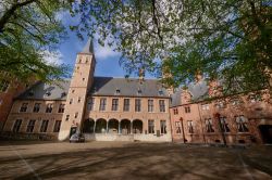 L'abbazia di Middelburg, Olanda, un tempo centro di un grande complesso monastico - © PLOO Galary / Shutterstock.com