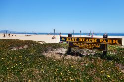 La.East Beach di Santa Barbara in California, il regno del volley