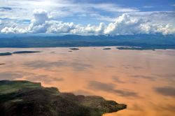 Lago Abaya a Arba Minch visto durante un volo dell'Ethiopian Airlines.
