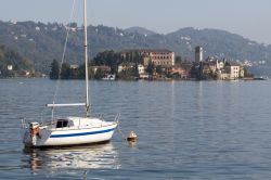 Il Lago d'Orta fotografato dal borgo di Pella in Piemonte