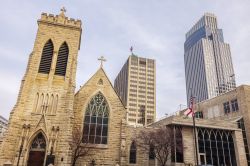 L'austera cattedrale della Trinità a Omaha, Nebraska, USA.
