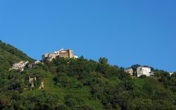 Le case del villaggio montano di San Nicolao, Corsica nord-orientale