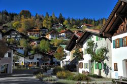 Le case di montagna di Mittenwald, Germania - © clearlens / Shutterstock.com
