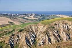 Le colline di Atri, i Calanchi e il panorama sul Mare Adriatico dell'Abruzzo