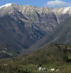 Le montagne della Lunigiana intorno a Bagnone - © LEONARDO VITI / Shutterstock.com