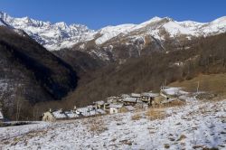 Le montagne di ostana in Piemonte