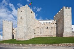 Le mura fortificate del castello di Loulé, Portogallo. E' uno dei luoghi simbolo di questa cittadina dell'Algarve.



