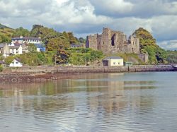 Le rovine del Castello di Giovanni a Carlingford, County Louth, Irlanda