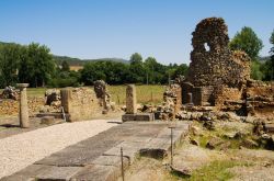 Le rovine della città romana di Ammaia nei pressi di Marvao, Portogallo. E' uno dei più importanti siti archeologici dell'antica Lusitania  - © Armando Frazao ...