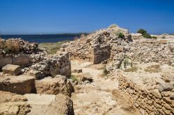 Le rovine fenicie dell'isola di Mozia (Mothia) nella Riserva dello Stagnone in Sicilia