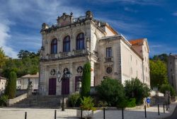 L'elegante teatro municipale della città di Orange, Vaucluse, Francia. La sua costruzione risale al 1882 - © Carl DeAbreu Photography / Shutterstock.com