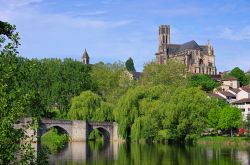 Limoges, graziosa cittadina nella Nuova Aquitania, Francia. Si trova a circa 220 km da Bordeaux.
