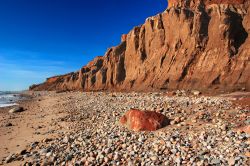 Litorale e scogliere a Montauk Point, Long Island, New York.
