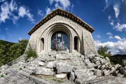 Lo Scoglio Sacro di Santa Rita a Roccaporena in Umbria