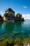 Lo spettacolare Castello di Yvoire si affaccia direttamente sulle acque del Lago Lemano (altrimenti detto Lago di Ginera).