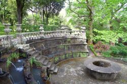 
	Lo spettacolare giardino di Villa Lante a Bagnaia, la frazione del Comune di VIterbo.

	ValeStock / Shutterstock.com
