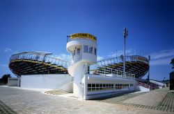 Lo stadio del tennis di Umag (Croazia). In città si svolge ogni anno un importante torneo internazionale.