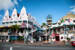 Locali tipici di Oranjestad Aruba - © PlusONE / Shutterstock.com 