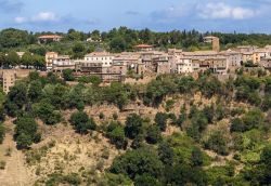 Lubriano fotografata dalla vicina Civita di Bagnoregio