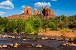 Luce della mattina sul lago del monte Rainier a Sedona, Arizona © Keneva Photography / Shutterstock.com