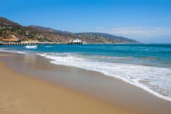 Malibu Lagoon State Beach a Malibu, California. E' una spiaggia situata 13 miglia a ovest di Santa Monica. Qui, grazie alla presenza della laguna, è possibile osservare da vicino ...