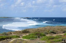 Mare mosso nella regione di Mahebourg, Mauritius - Un'immagine pittoresca del panorama di cui si può godere da Mahebourg, località turistica dell'isola di Mauritius celebre ...