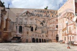Il murale "Matanzas, Atene di Cuba" all'ingresso della città, che per la sua ricchezza culturale e artistica venne ribattezzata così nel XIX secolo - © ...