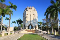 Il Mausoleo di José Martí, il Padre della Patria ed eroe dell'Indipendenza cubana, nel cimitero di Santa Ifigenia a Santiago de Cuba.