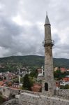 Minareto nella città vecchia di Travnik, Bosnia e Erzegovina. Ancora poco frequentata dal turismo di massa, questa cittadina ha svolto un ruolo importante nella storia del paese e dell'Impero ...
