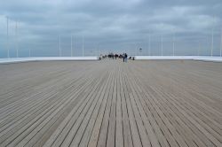 Molo, Sopot (Polonia): questo è il primo tratto di accesso al molo, solitamente molto frequentato durante l'alta stagione. Si trova in prossimità della piazza Kuracyjny, forse ...