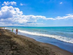 Montalto Marina una delle spiagge più belle della Maremma Laziale, provincia di Viterbo - © Diego Fiore / Shutterstock.com