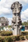 Il Monumento al Trabajo (Monumento al Lavoro) in stile cubista a Las Tunas, Cuba - © Matyas Rehak / Shutterstock.com