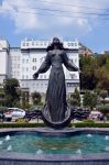 Monumento alla donna a Rostov-on-Don, Russia - © Lisa-Lisa / Shutterstock.com