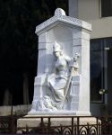 Monumento alla Giustizia di Mario Rutelli. Siamo al Cimitero monumentale di Bisacquino, presso la tomba del giurista bisacquinese Giuseppe Cantavespri - © S.P. Amato, CC BY-SA 4.0, ...