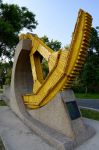 Monumento all'Osborne Street Bridge a Winnipeg, Manitoba, Canada.

