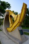 Monumento all'Osborne Street Bridge a Winnipeg, Manitoba, Canada.
