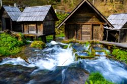 Mulini ad acqua a Jajce, Bosnia e Erzegovina: siamo in uno dei più importanti musei di mulini ad acqua aperti al pubblico in Europa.

