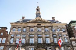Il Municipio (in olandese: Het Stadhuis) di Den Bosch si trova sulla piazza principale della cittadina della provincia del Brabante del Nord - foto © Nick_Nick / Shutterstock.com